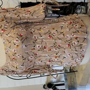 Worn Once, off shoulder blouse, stretchy fabric